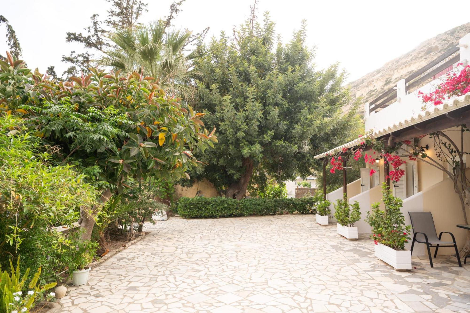 Pension Romantika Mátala Exterior foto