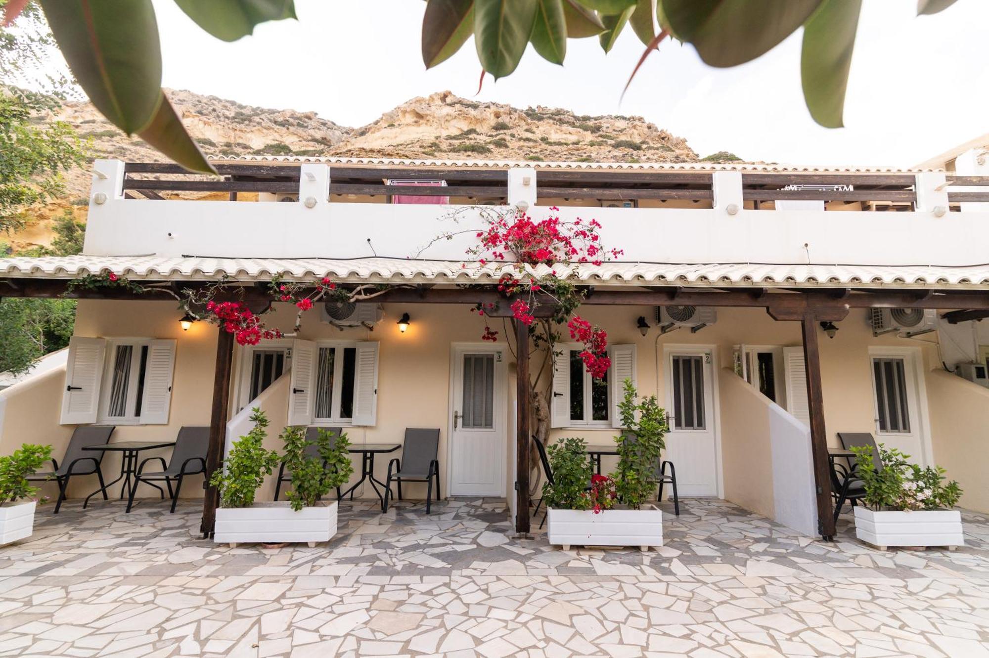 Pension Romantika Mátala Exterior foto