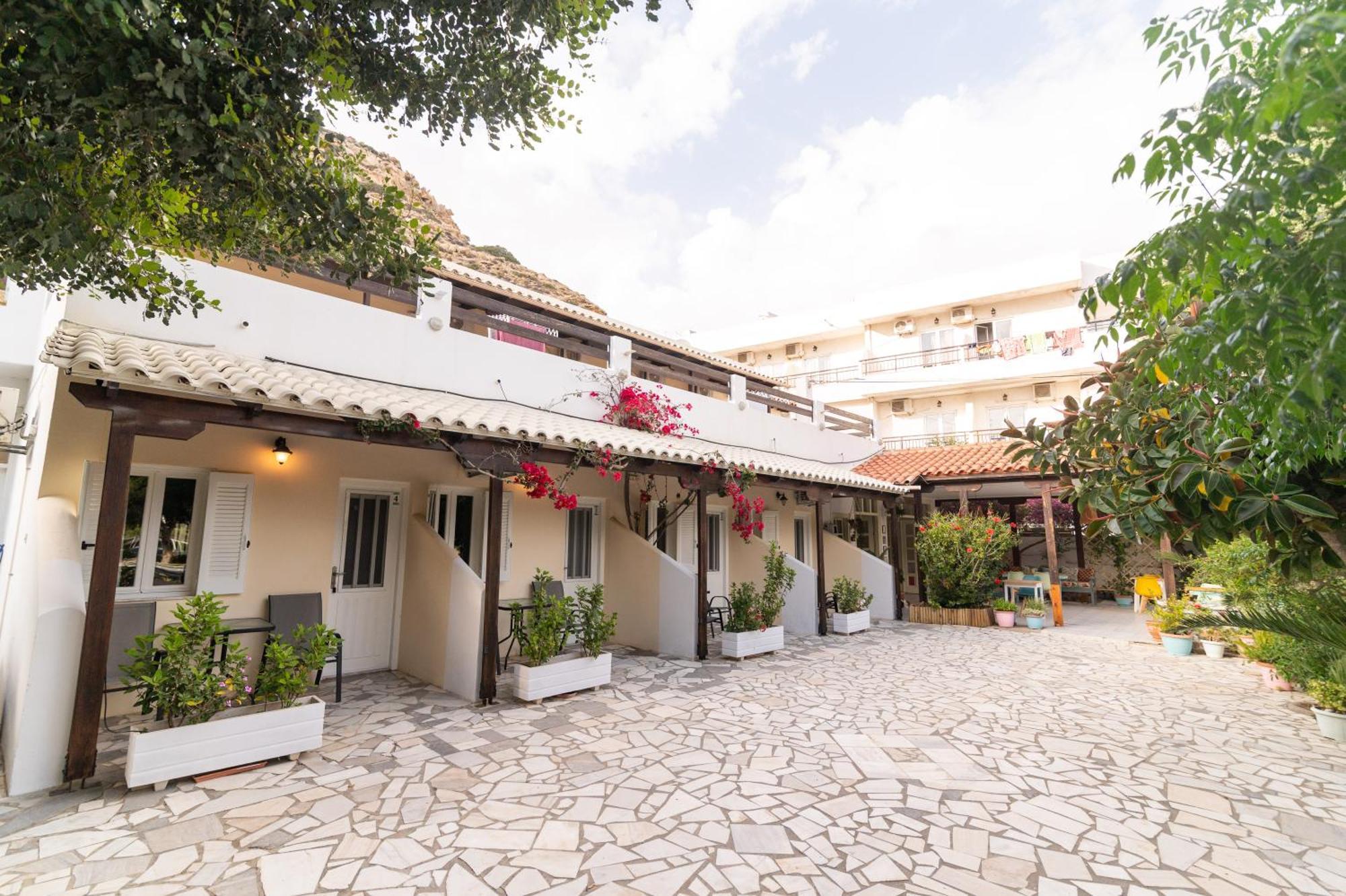Pension Romantika Mátala Exterior foto