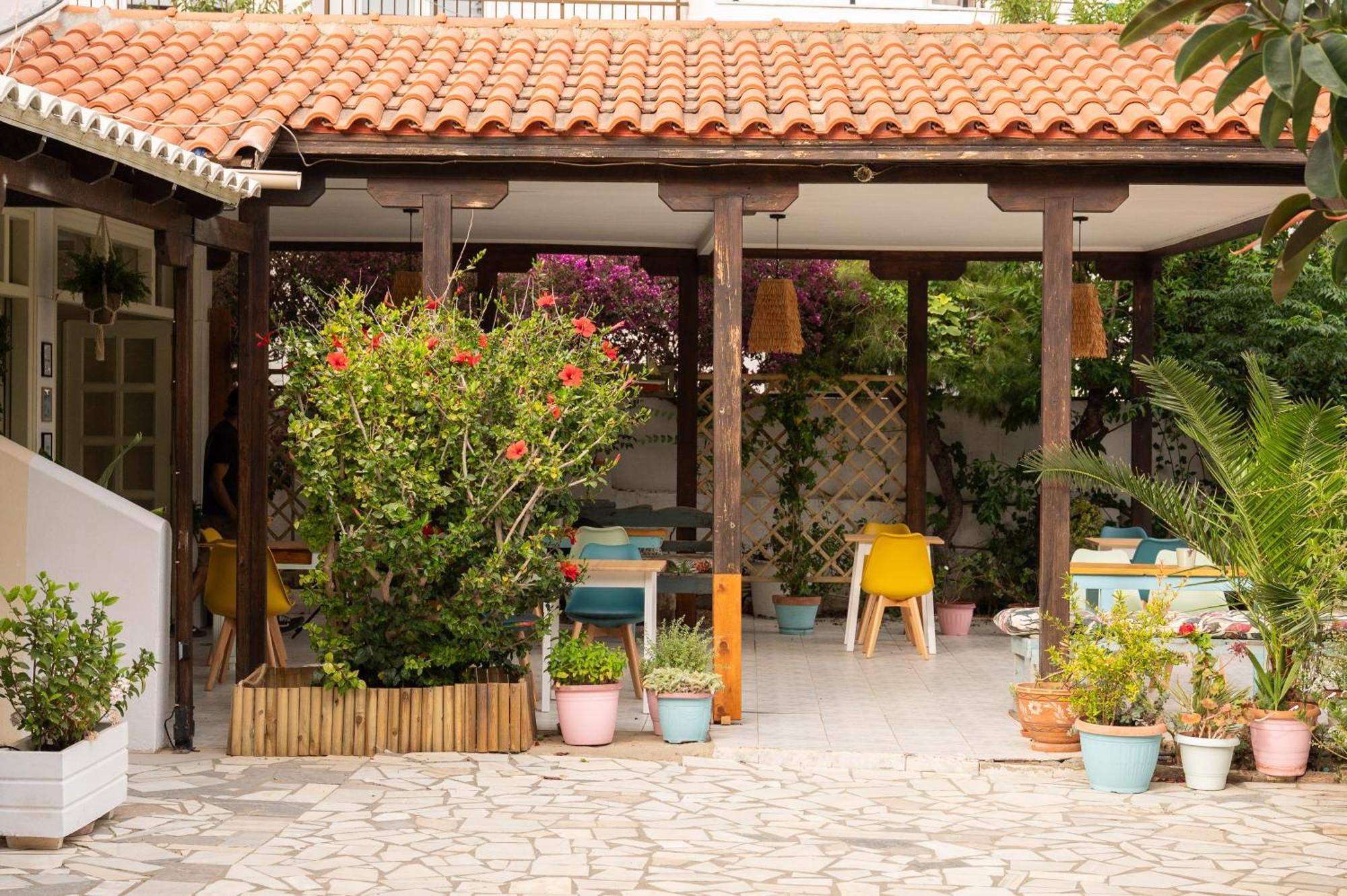 Pension Romantika Mátala Exterior foto